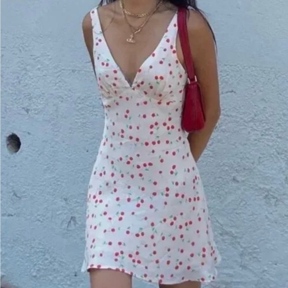 ZARA VIRAL CHERRY DRESS
